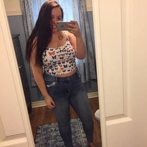 Meet your Posher, Cortney